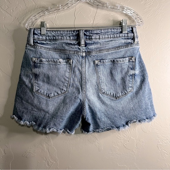 Kancan Curvy Rid-rise Raw Hem Denim Shorts - Picture 7 of 8